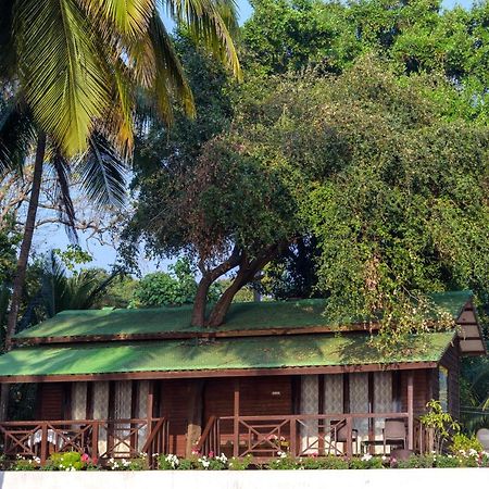 Saffronstays Little Paradise, Murud Zewnętrze zdjęcie
